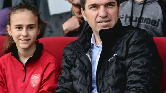 Vali Önder Bakan’dan Amasis Spor’a Tribün Desteği!