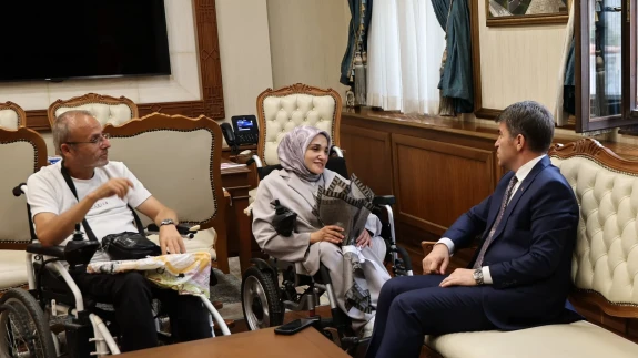 Amasya Valisi Önder Bakan’a Anlamlı Ziyaretler