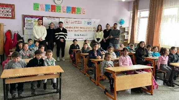 Amasya Üniversitesi’nden Miniklere Sağlıklı Yaşam Desteği: Beslenme ve Hijyen Seminerleri İlgi Gördü