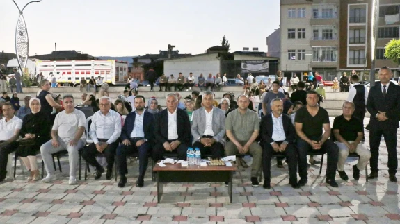 Taşova’da Mezuniyet ve Şed Kuşanma Coşkusu: Emek ve Gelenek Bir Arada