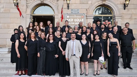 “Anadolu’nun Sesi” Merzifon’da Yankılandı: Türkülerin Büyüsüyle Unutulmaz Bir Gece
