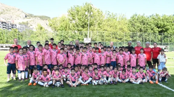 Amasya’da Minikler İçin Futbol Dolu Yaz Başladı!
