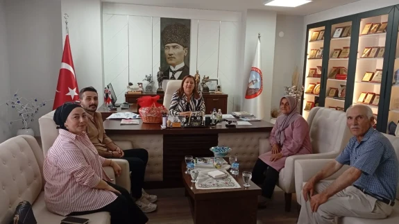 Gümüşhacıköy Belediye Başkanı Zehra Özyol’a Nezaket Ziyaretleri Sürüyor