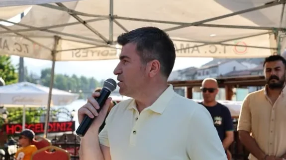 Amasya’da Muharrem Ayı Bereketi: Şehzadeler Gezi Yolu’nda Aşure İkramı