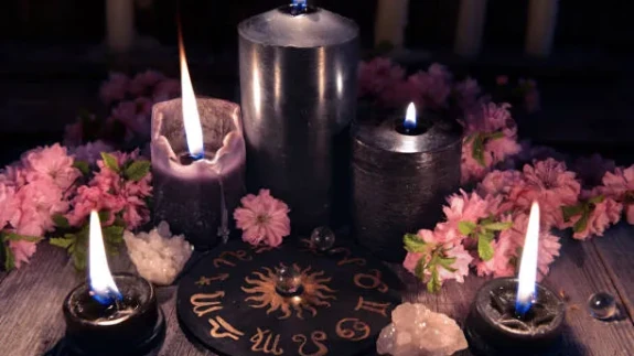 12 Temmuz’da Gökyüzü Karışıyor: Aşkta Sürprizler, Kararlarda Zorluklar!