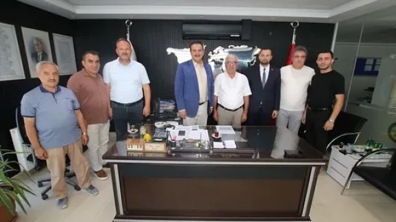 AK Parti Milletvekili İpek Taşova’da Talepleri Dinledi