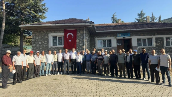 AK Parti Amasya Milletvekili Hasan Çilez’den Köy Ziyaretleri: “Hemşehrilerimizin Taleplerini Dinliyoruz”
