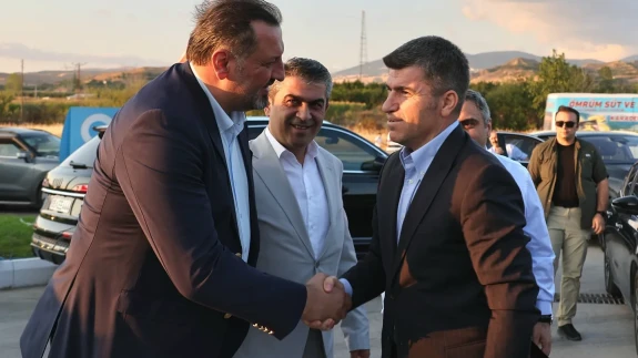 Vali Önder Bakan, Suluova’da Zenet Restaurant Açılışına Katıldı