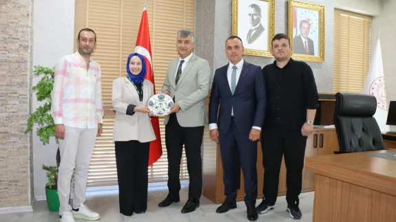 Amasya’da Katipoğlu’na Kızılay ve Yeşilay’dan Anlamlı Ziyaret