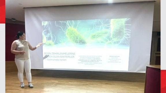 Üniversite Yemekhane Çalışanlarına Hizmet İçi Eğitim