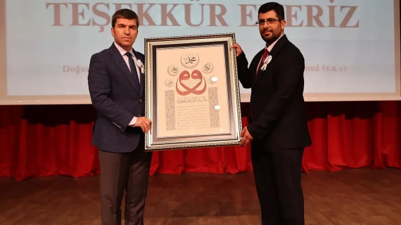 Amasya Valisi Önder Bakan, Mevlid-i Nebi Haftası Konferansına Katıldı