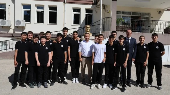 Amasya Belediye Başkanı Sevindi: Gençlerimizin Yanındayız
