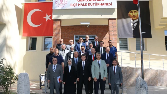 Vali Bakan, Eğitim Yöneticileriyle Bir Araya Geldi