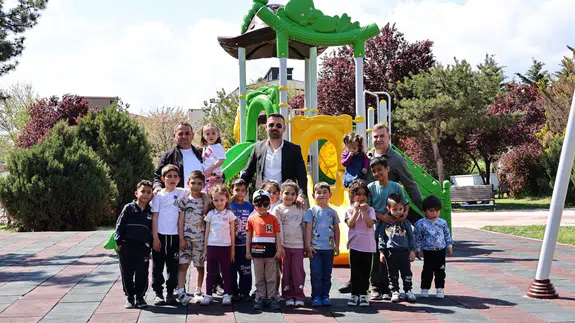 Merzifon’da Parklar Yaz Sezonuna Hazırlanıyor