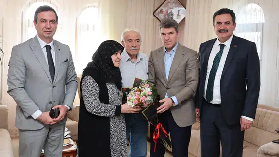Şehit Ailesi Anneler Günü’nde Yalnız Bırakılmadı
