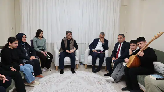 Amasya Çocuk Evlerinde Sevgi ve Kitap Bir Arada