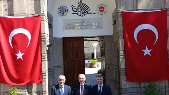 Amasyalı Hafızlara Akbaş’tan Övgü Dolu Sözler
