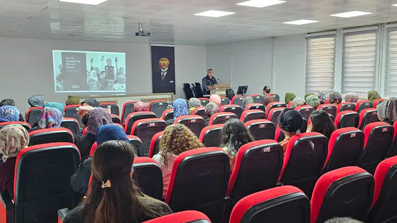Gümüşhacıköy’de 365 Kişiye Narkotik Eğitimi!