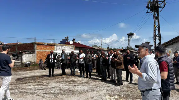 Merzifon’da Hac Heyecanı! Köy Meydanında Duygulandıran Anlar