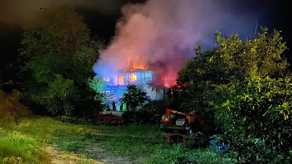Göynücek'te Ev Yangını: Büyük Tehlike Atlatıldı!