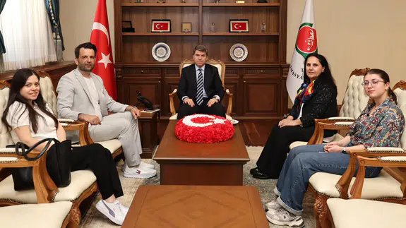 Vali Önder Bakan’dan Yoğun Ziyaret Trafiği