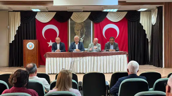 Merzifon’da Eğitim Yılı Masaya Yatırıldı: Yeni Dönem İçin Yol Haritası Belirlendi