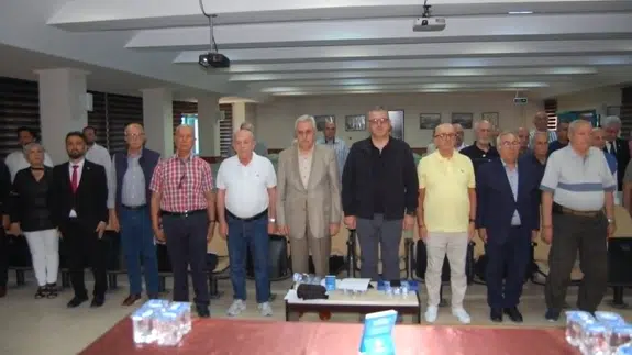 Merzifon Vakfı Olağan Genel Kurulu Yapıldı: Çilez’den Su ve Hızlı Tren Müjdesi