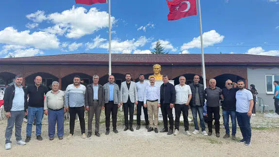 Keleş Eymir Köyü’nde Vatandaşlarla Buluştu