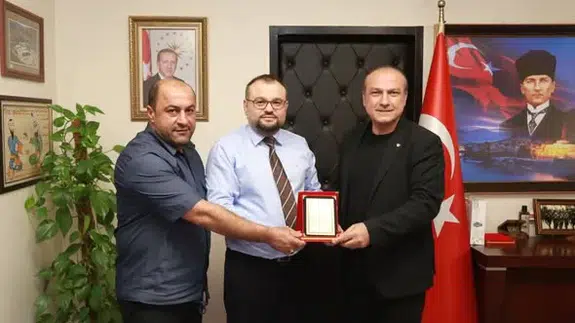 Hastaneden Amasya TSO'ya Plaket