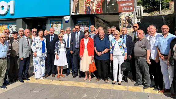 Amasya’da Muhacirler ve Vekil İpek Aynı Masada