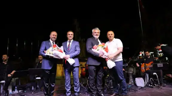 Amasya Üniversitesi Müzik Öğretmenliğinden Bir Gecede İki Muhteşem Konser