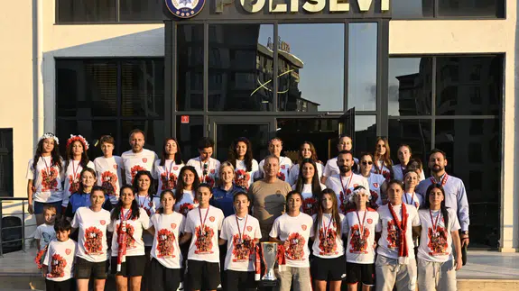 Amasya Emniyeti Şampiyonları Ağırladı