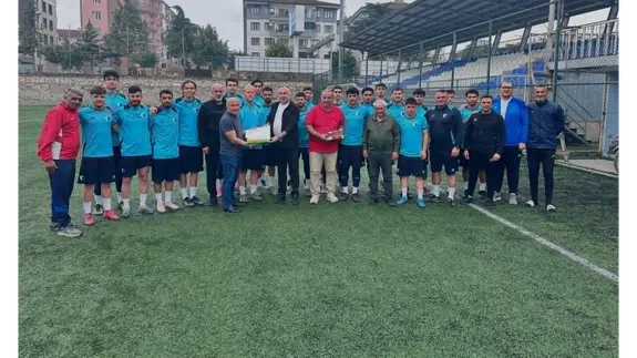 Merzifonspor’a Moral Ziyareti: ASKF’den Mavi-Beyazlılara Tam Destek