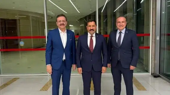 Amasya’nın Eski Valisine Kırlangıç’tan Vefa