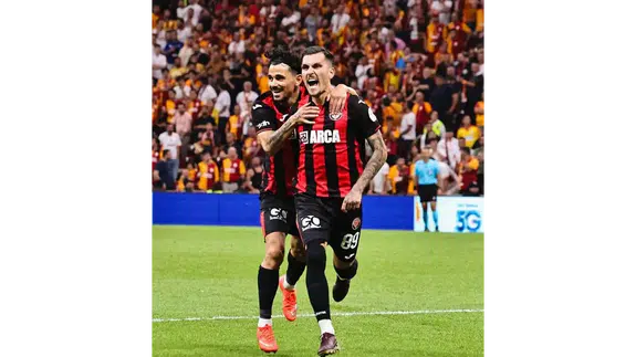 Kyziridis Bir Gecede Tarihe Geçti!