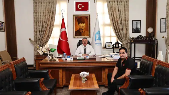 Merzifon Belediyesi’nde Ziyaretçi Yoğunluğu!