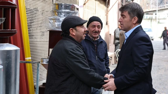 Dere Mahallesi’nde Gözler Vali Bakan’daydı