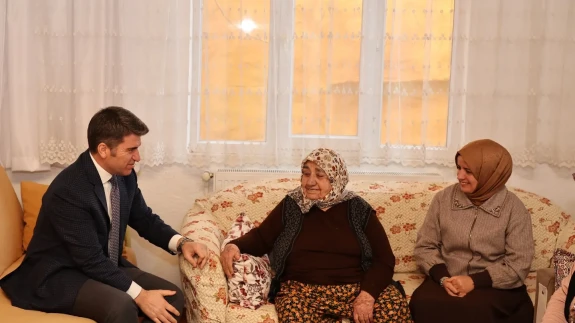 Vali Bakan’dan Yıl Sonu Vefa Turu