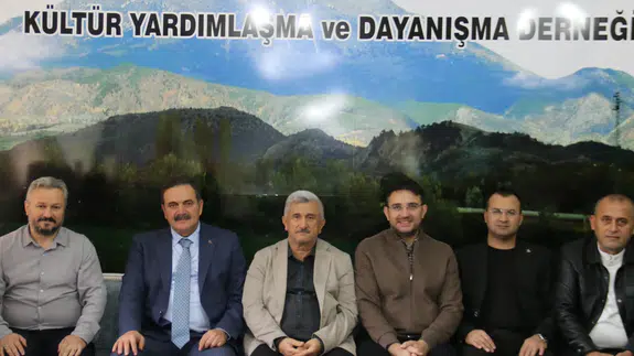 Amasya’da Haluk İpek’ten Dernek Ziyareti!
