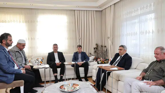 Vali Bakan Merzifon’da Acıları Paylaştı