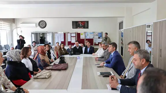 Amasya Valisi Alptekin Anadolu Lisesi’nde