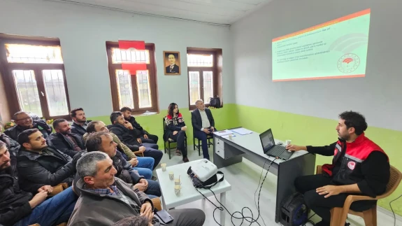 Merzifon’da Çiftçilere Eğitim Verildi
