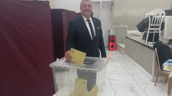 Bayburtlu, Güven Tazeledi