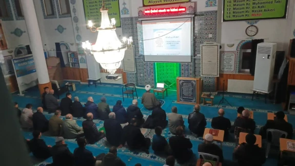 Çorum’da Aleviler Ehli Beyt Camilerinde Kadir Gecesi’ni İhya Etti