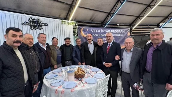 AK PARTİ İSKİLİP’TE VEFA İFTAR PROGRAMI DÜZENLEDİ