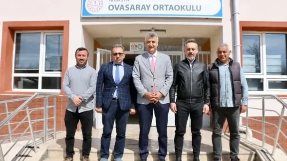 Amasya'da Öğrenci ve Öğretmenlerle Birebir Temas!