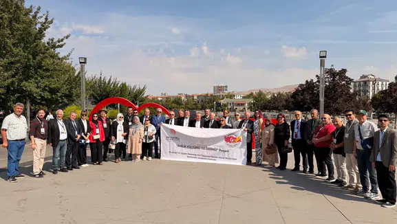 Gazeteciler Ahiliğin Kalbinde Buluştu!