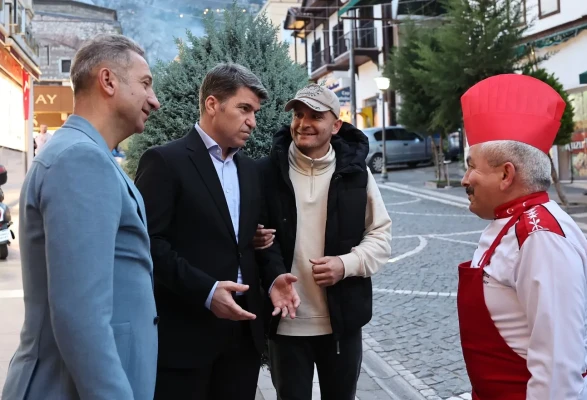 Vali Bakan Halkın Arasında