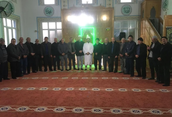 Taşova’da Sabah Namazı Buluşması Manevi Huzurla Gerçekleşti