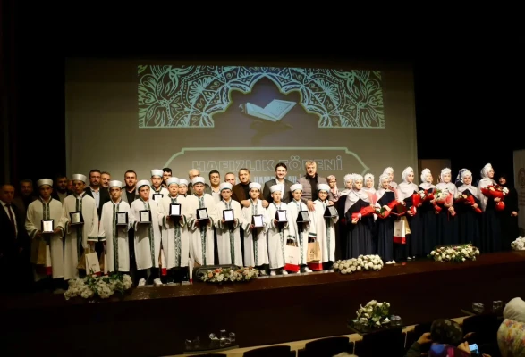 Amasya’da 24 Hafız İçin Gurur Töreni